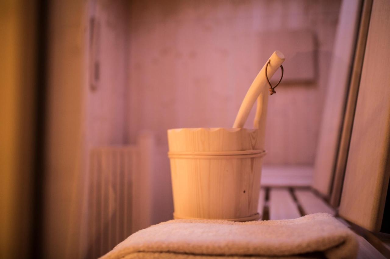 Slow Living Suite - Ferienwohnung Mit Privater Sauna & Garten Fiss Exterior foto